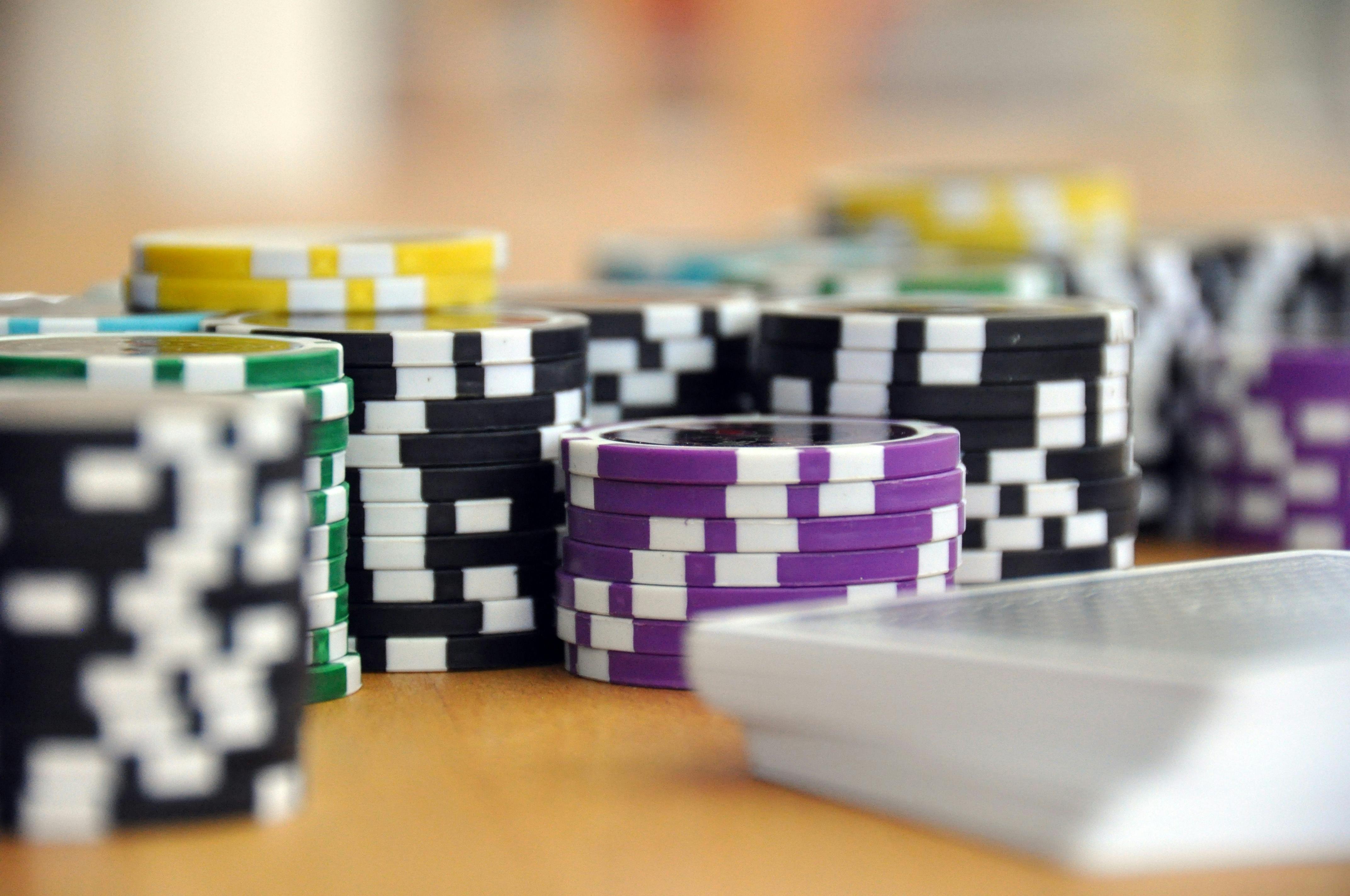 585 bet app